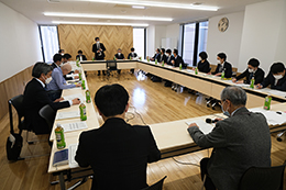 カラマツ価格、未知の領域