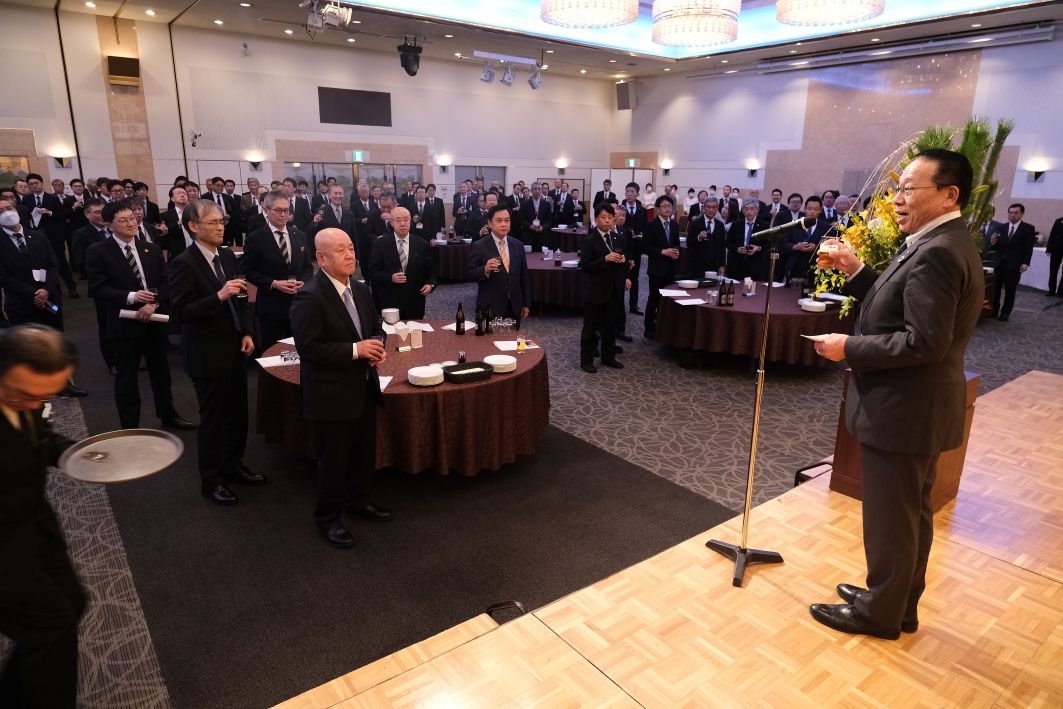 �ыƐl�V�N����